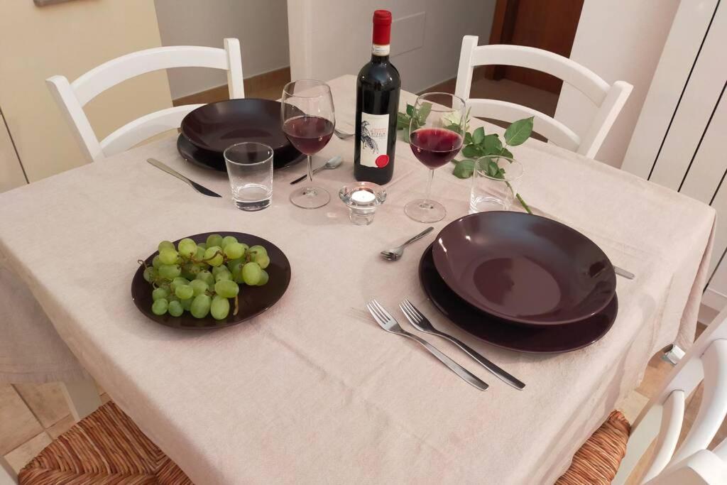 Poggio Ai Grilli Apartment Certaldo Kültér fotó