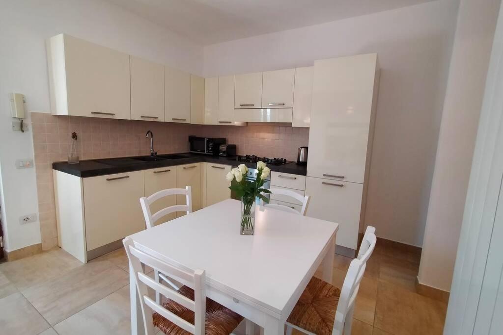 Poggio Ai Grilli Apartment Certaldo Kültér fotó